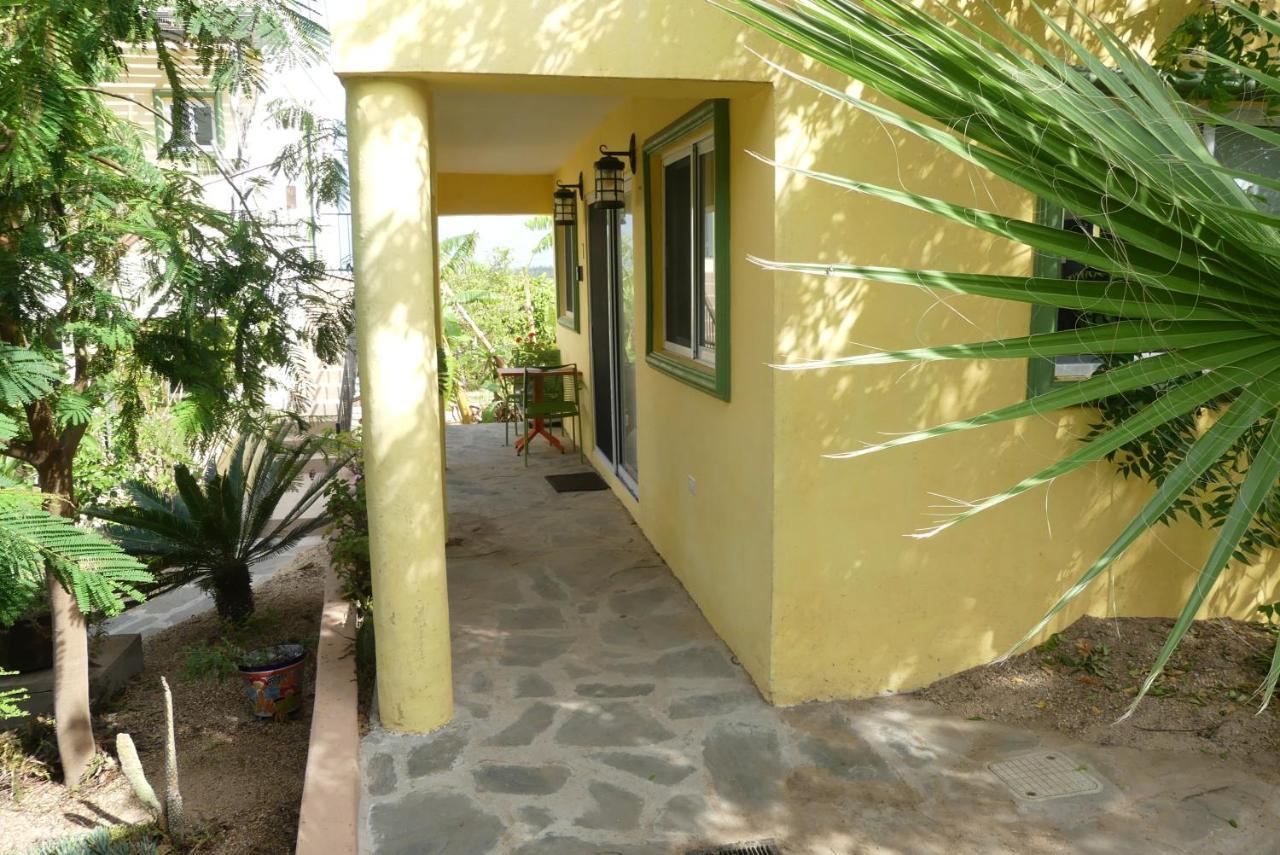 Casa Flores Casitas 2* Todos Santos